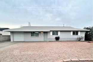 427 E Riviera Dr - Photo 1 of 1