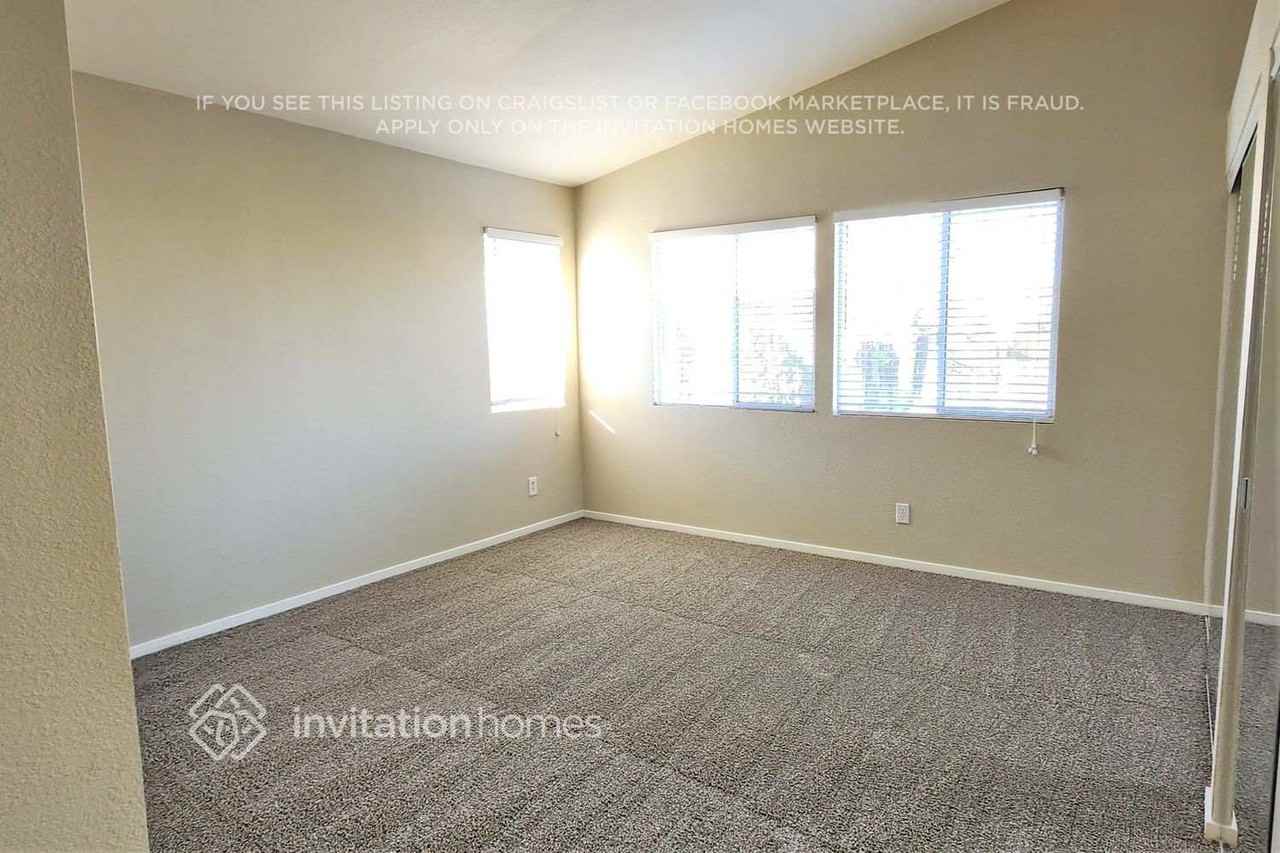 4904 Spur Way - Photo 3 of 8