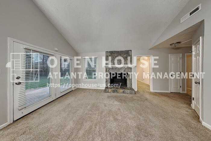 3199 Pilgrims Dr - Photo 4 of 20