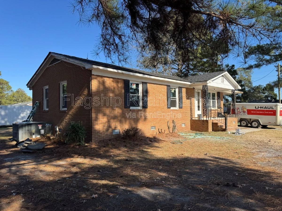 530 Hillcrest Ave - Photo 2 of 10