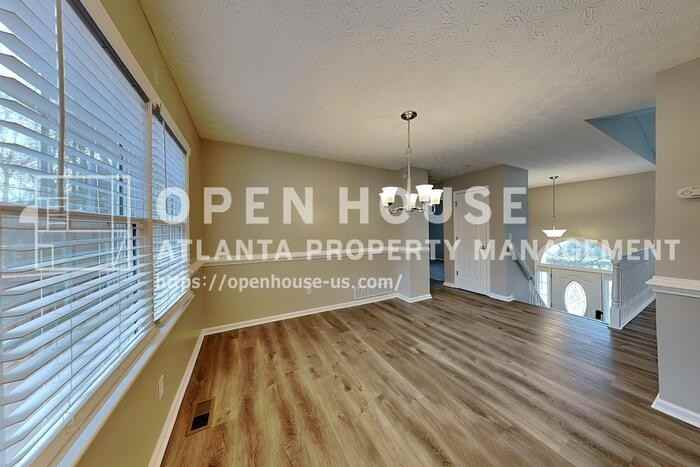 235 Austin Dr - Photo 7 of 21