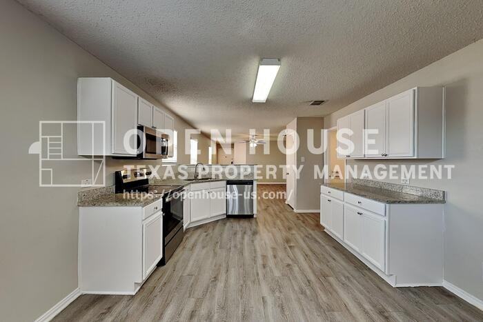 6621 Waterhill Ln - Photo 6 of 20