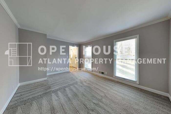 1059 Rockcrest Dr - Photo 6 of 20