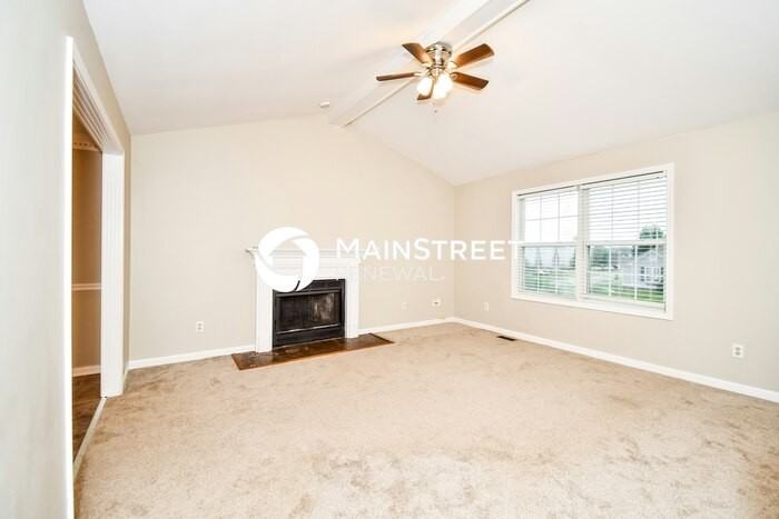 4662 Shenandoah Dr - Photo 4 of 17