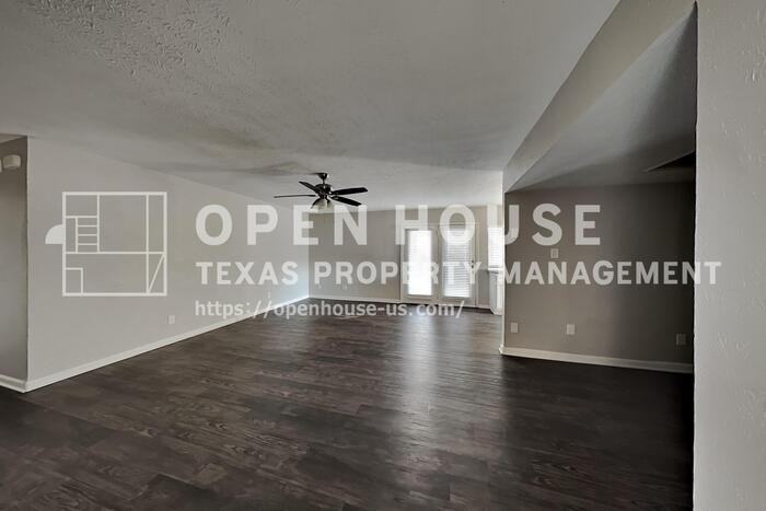 2014 Stockton Trl - Photo 4 of 23