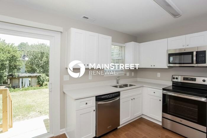 780 Sir Raleigh Dr - Photo 5 of 16