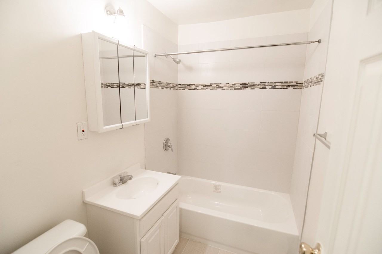 204 Cleveland Street - Photo 5 of 6