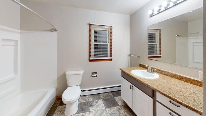 610 N 12th St #HALF - Photo 3 of 12