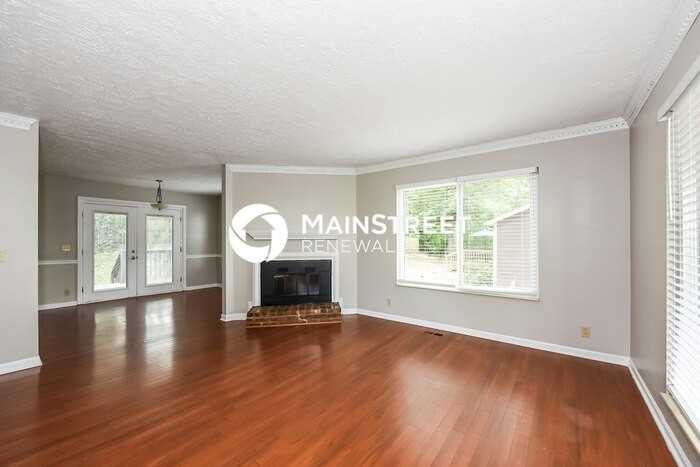 1133 Jacksons View Rd - Photo 4 of 17