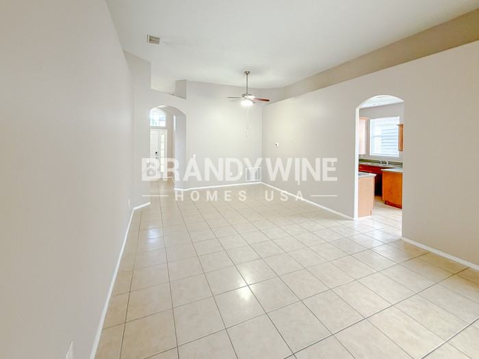 1671 Islebrook Dr - Photo 6 of 19