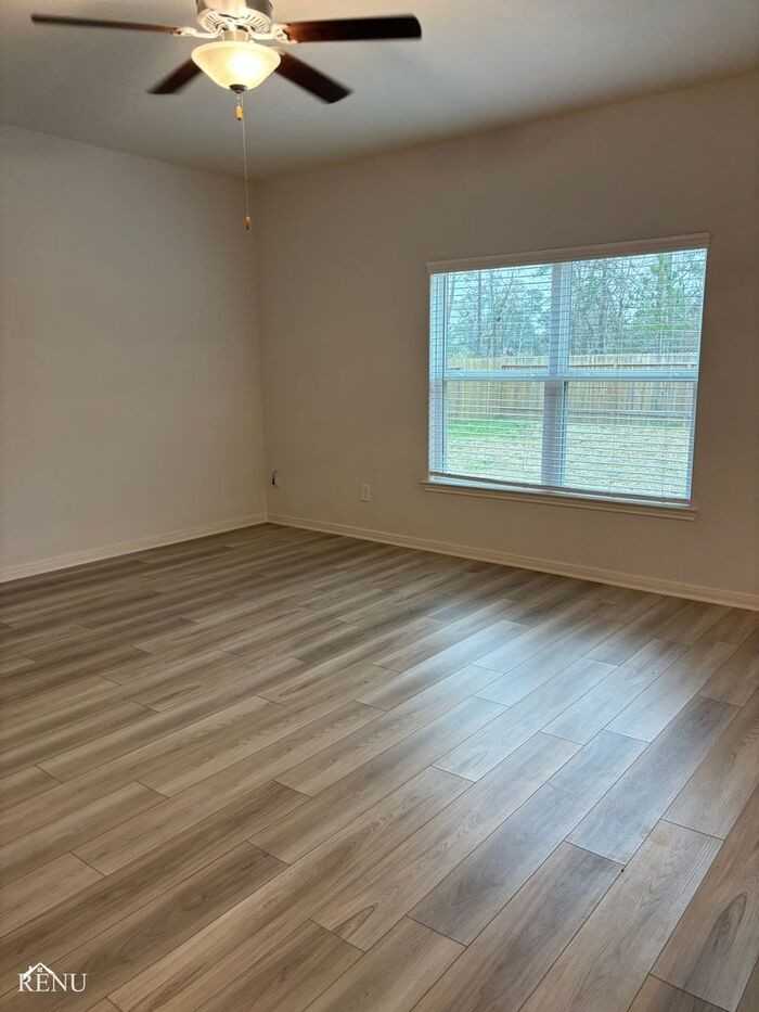 10494 Sweetwater Creek Dr - Photo 6 of 22