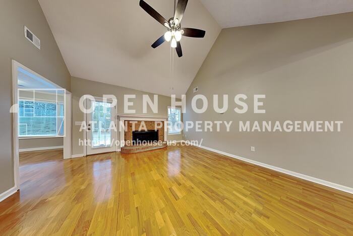 4385 Foxberry Run - Photo 4 of 23