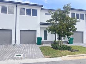 3760 Sw 50th Ave #1 - Photo 1 of 1