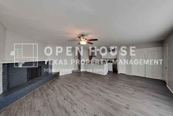 5220 Yager Dr - Photo 4 of 21