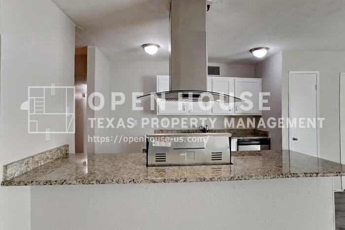 5220 Yager Dr - Photo 6 of 21