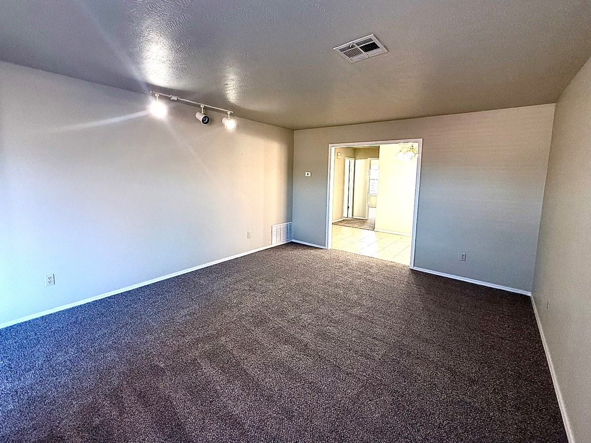 242 Barrett Pl #1 - Photo 5 of 23