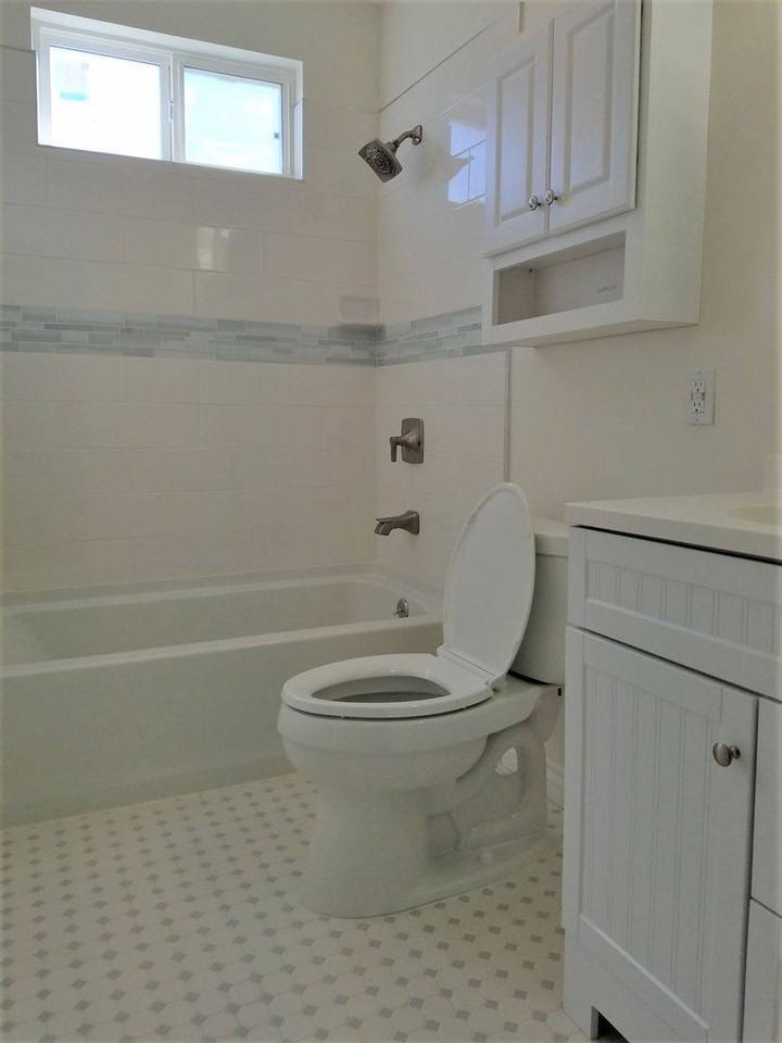 1339 1 4 W 93rd St - Photo 4 of 4