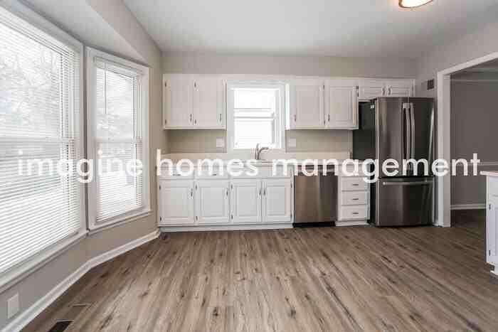 4805 Mastin St - Photo 6 of 18