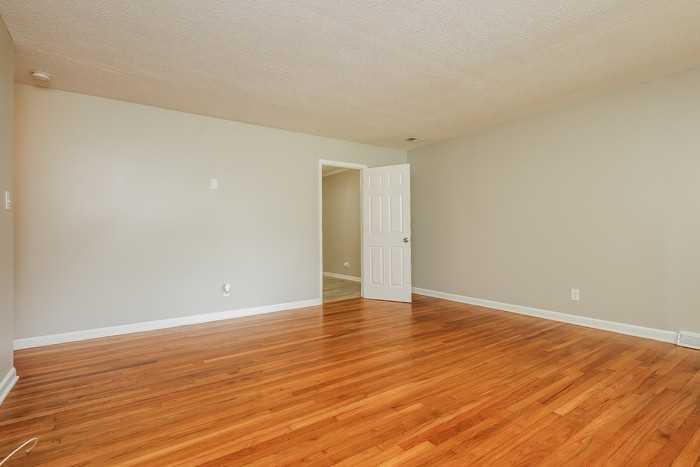 212 Jean Wells Dr - Photo 4 of 11