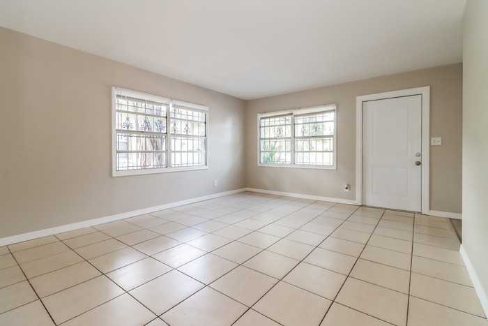 625 58th St S - Photo 6 of 15