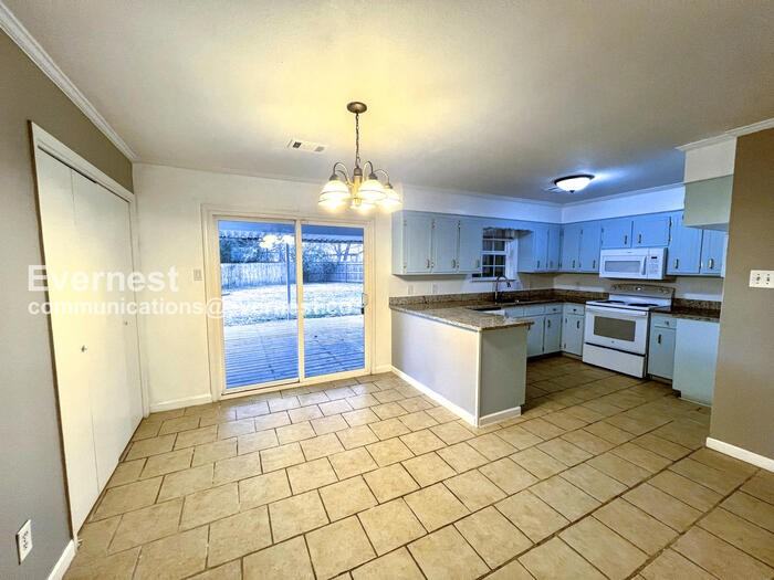 89 Pheasant Run Dr - Photo 3 of 17