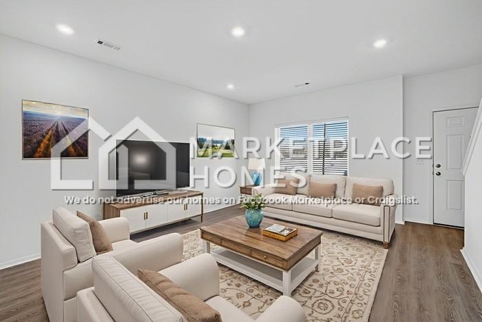 2644 E Gila Way - Photo 5 of 33