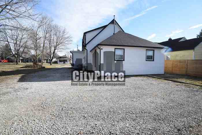 778 Walnut St #1 - Photo 5 of 16