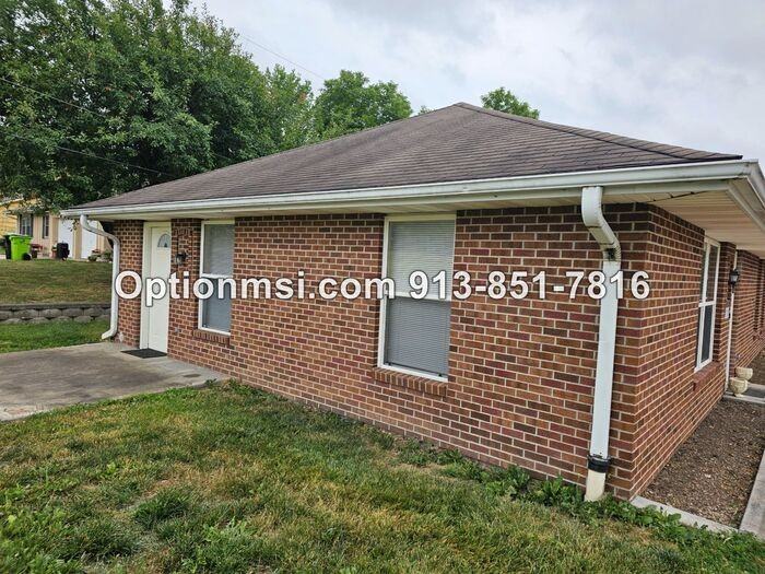 1005 Locust St #101 - Photo 2 of 23