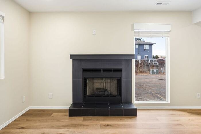 2376 Washo Cir - Photo 7 of 25