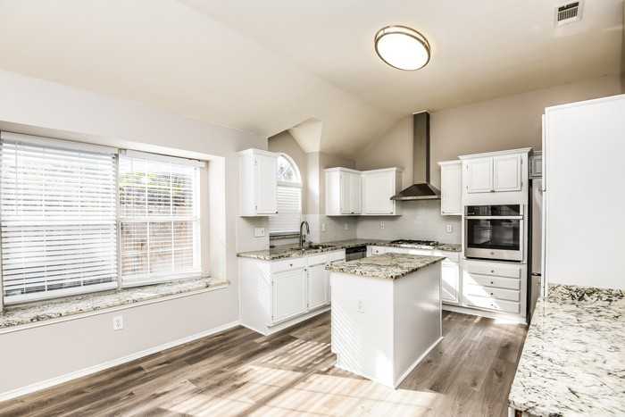 724 Turnstone Dr - Photo 7 of 16