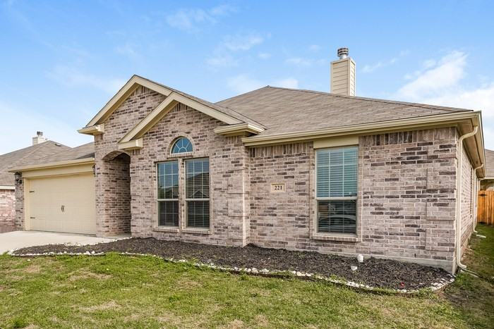 221 Jennie Marie Cir - Photo 3 of 16