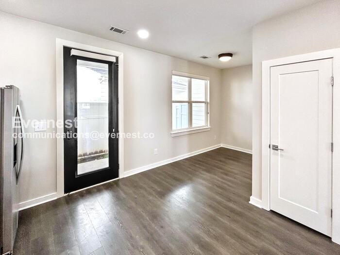 301 Jeffries Way - Photo 3 of 21