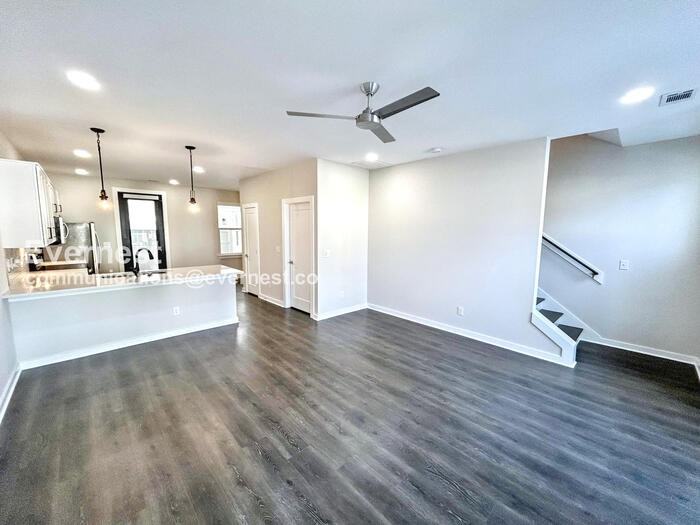 301 Jeffries Way - Photo 4 of 21