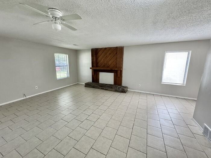 4579 Buffer Dr - Photo 3 of 23