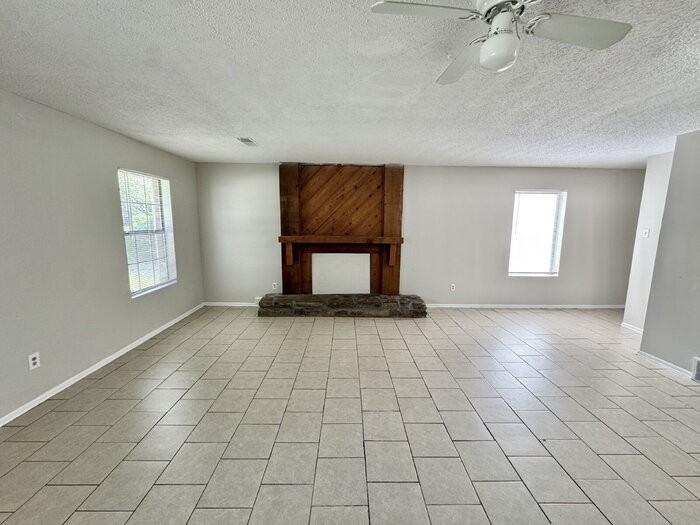 4579 Buffer Dr - Photo 6 of 23