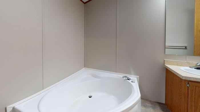 339 Continental Ave - Photo 2 of 12