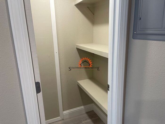 1025 W 18th St #33 - Photo 4 of 22