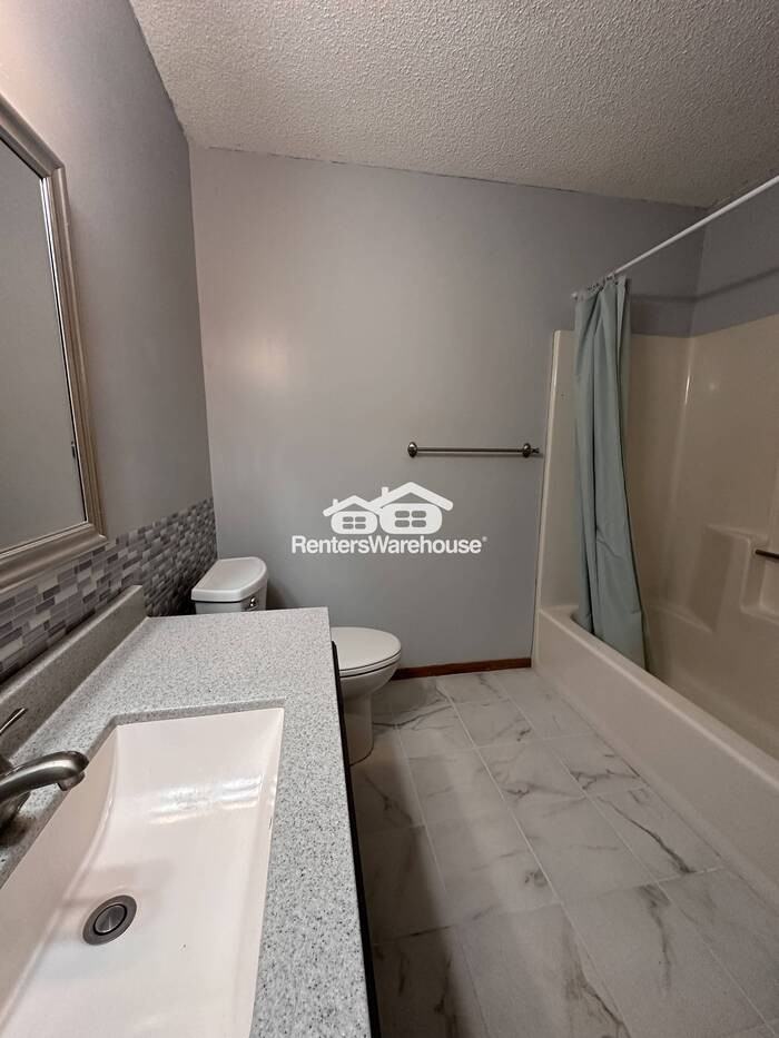 14027 81st Ave N - Photo 6 of 13