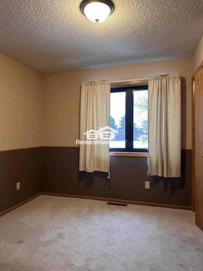 14027 81st Ave N - Photo 7 of 13