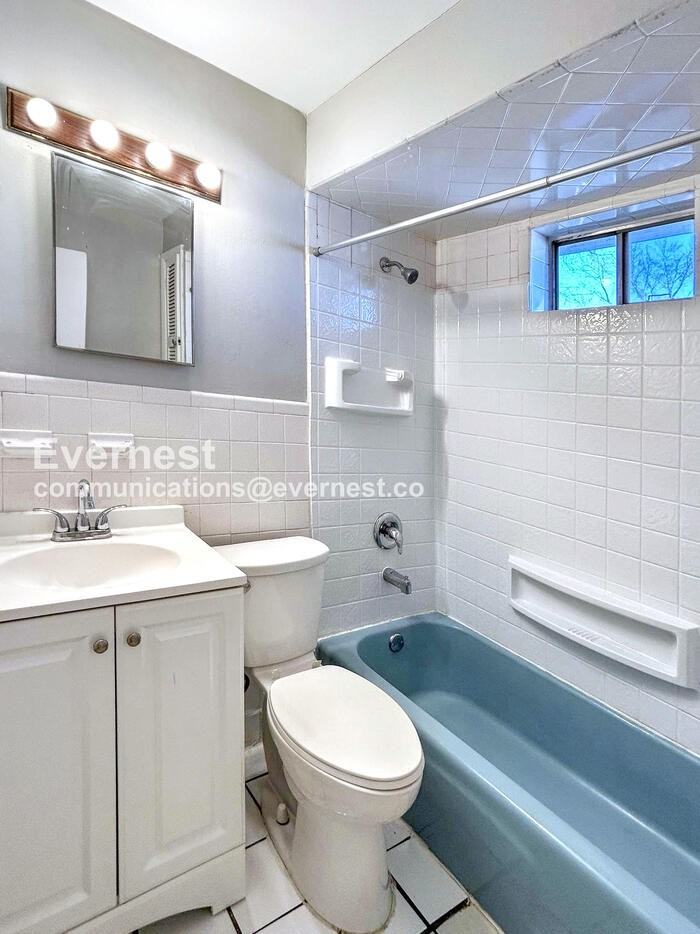 221 La Motte Ln - Photo 7 of 20