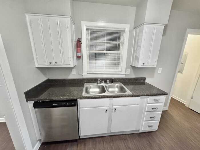 1754 Danville Rd - Photo 7 of 20