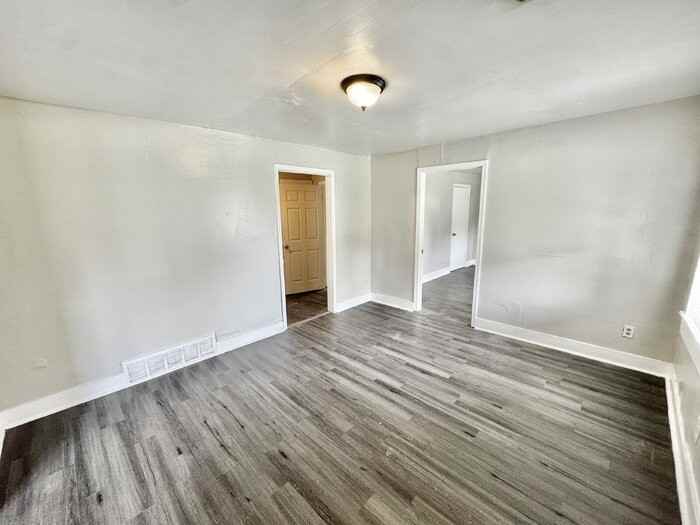 478 Dixie Rd - Photo 5 of 14