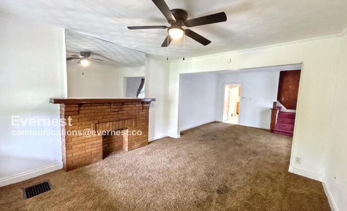 661 S Burgess Ave - Photo 3 of 19