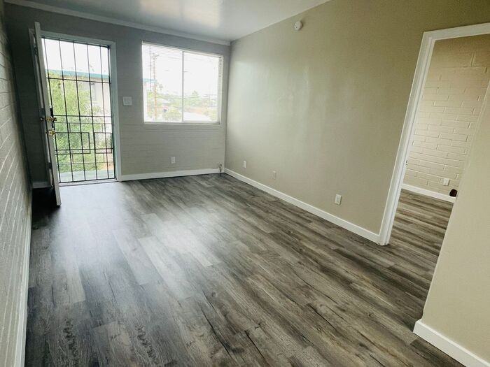 1021 E Spring St #1021 - Photo 5 of 17