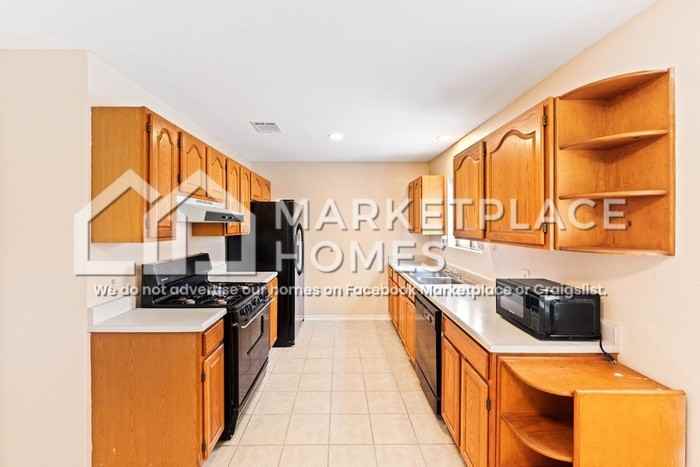 1804 Easton Dr - Photo 7 of 29