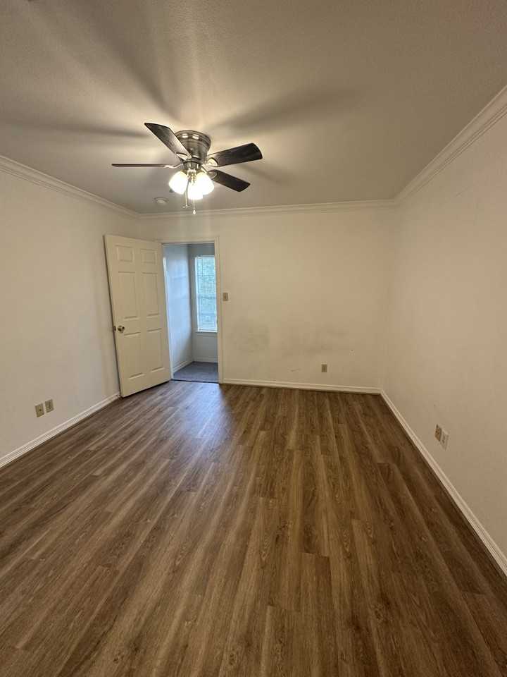 2460 Stone Hollow Dr #103 - Photo 2 of 15