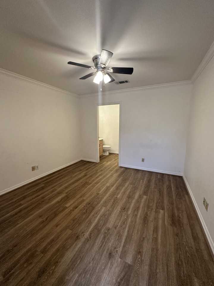 2460 Stone Hollow Dr #103 - Photo 4 of 15