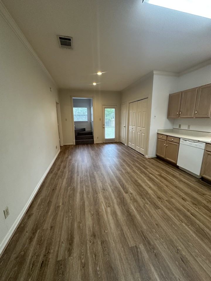 2460 Stone Hollow Dr #103 - Photo 6 of 15