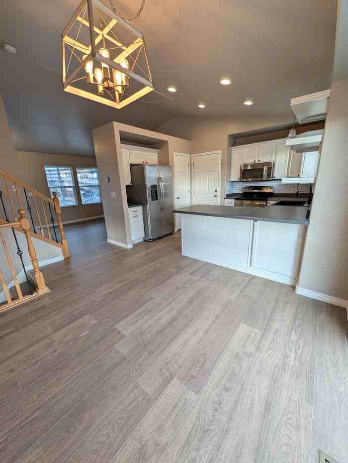 3391 W 1125 N - Photo 3 of 20