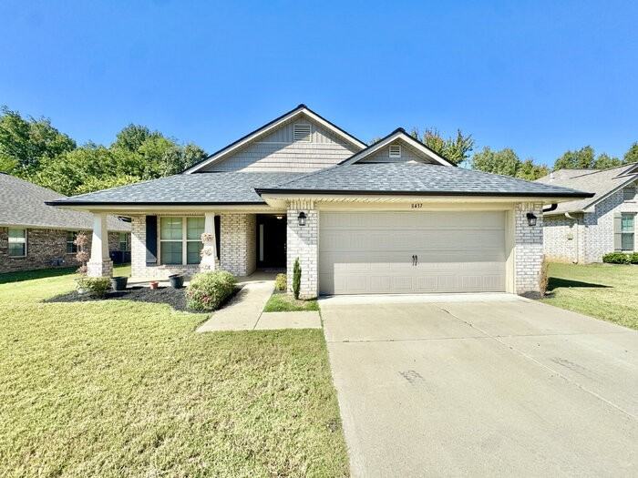 8437 Grayce Dr - Photo 3 of 34